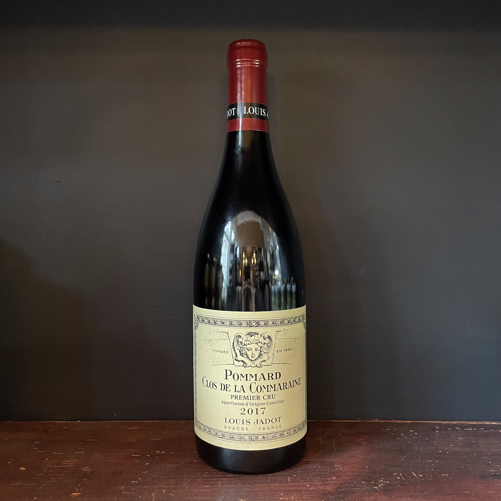 BOURGOGNE ROUGE - LOUIS JADOT - CLOS DE LA COMMARAINE - 2017