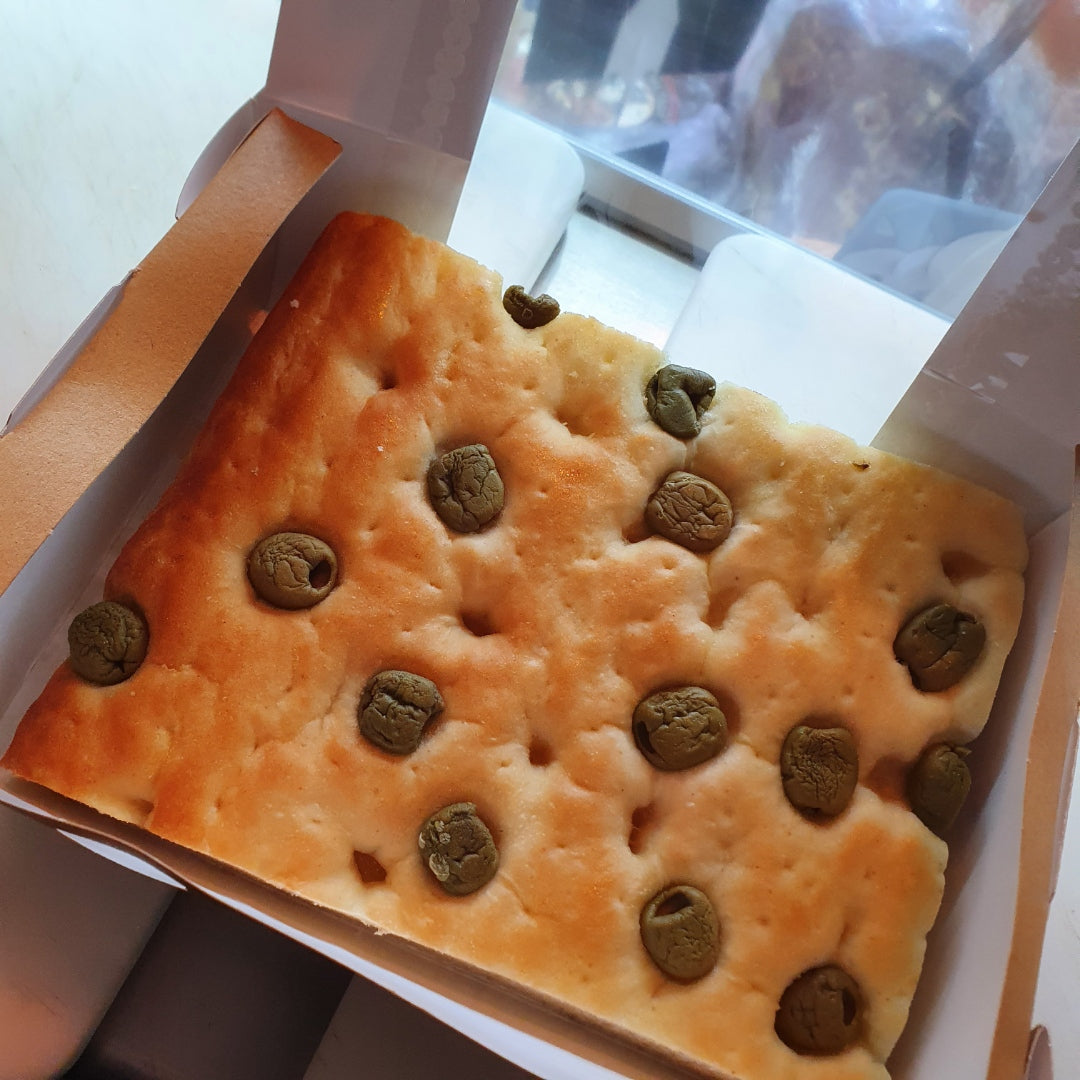 FOCCACIA OLIVE